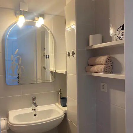 Depis Apartman *